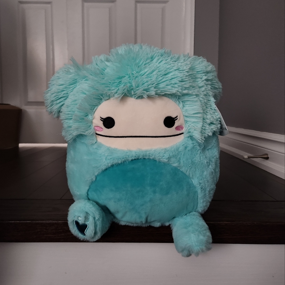 Squishmallow 12" ❄️SOLD❄️